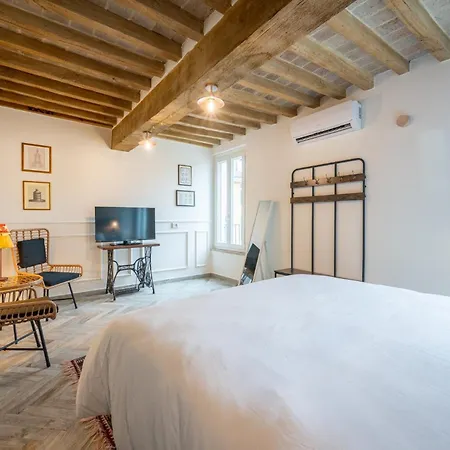 Guesthost - Bixio 29 4 And 6 Apartman *