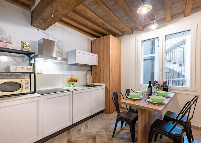 Guesthost - Bixio 29 4 And 6