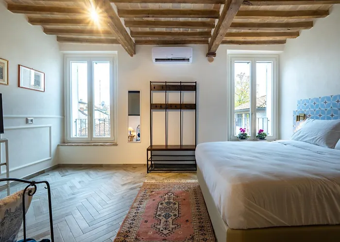 Apartment Guesthost - Bixio 29 4 And 6 Parma