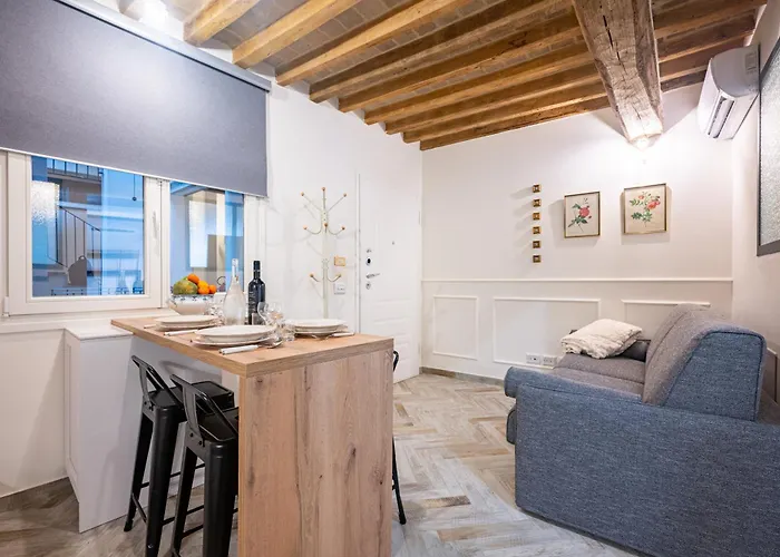 Guesthost - Bixio 29 4 And 6 Apartment Parma