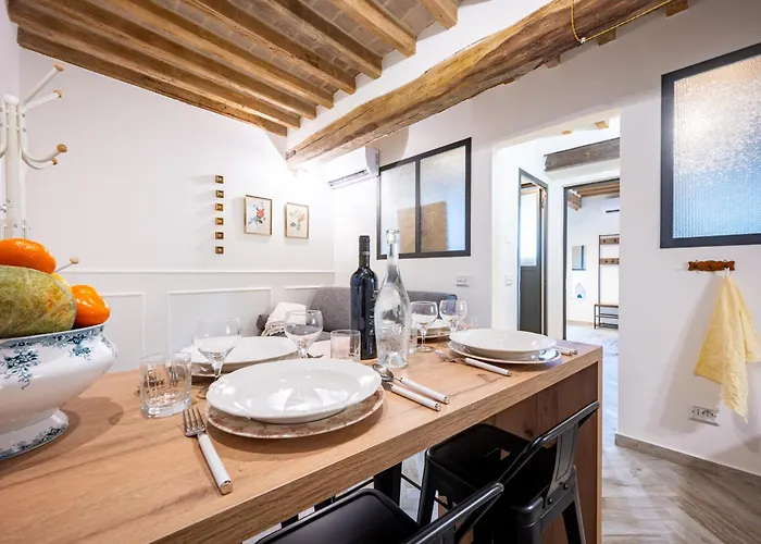 Guesthost - Bixio 29 4 And 6 * Parma